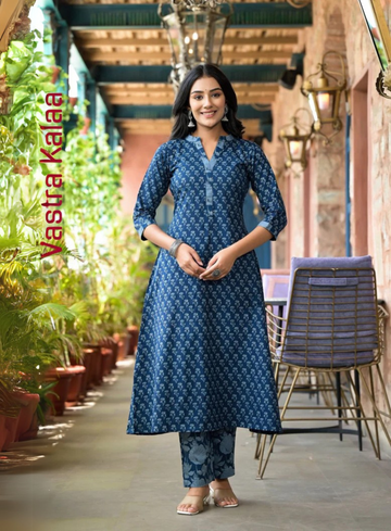 Poly Rayon White With Sky Blue Floral Print Regular V-Neck Kurta Set