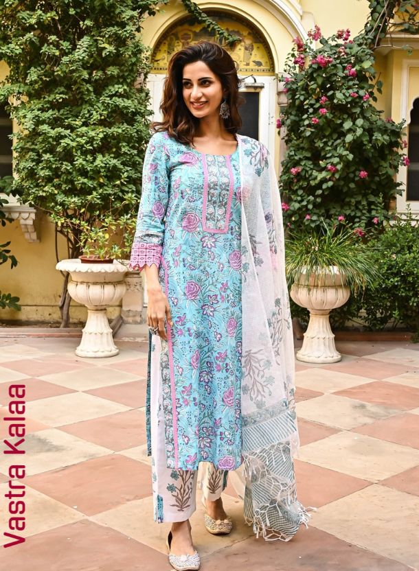 "Aqua Blue With Lavender Floral Print Kurta Sets"