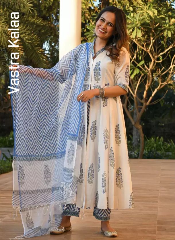 "Ivory White With Indigo Blue Floral Motifs Kurta sets"